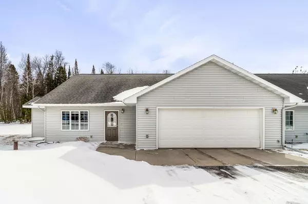 16 Michele Ln, Esko, MN 55733