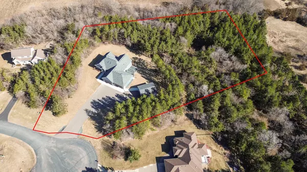 Hudson, WI 54016,647 Packer DR
