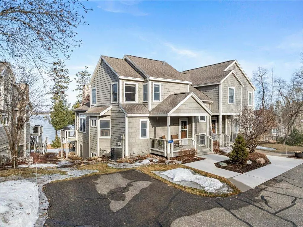 East Gull Lake, MN 56401,1303 E Pointe DR