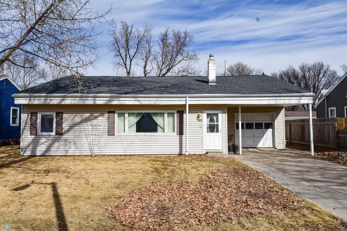 Fargo, ND 58102,305 20th AVE N