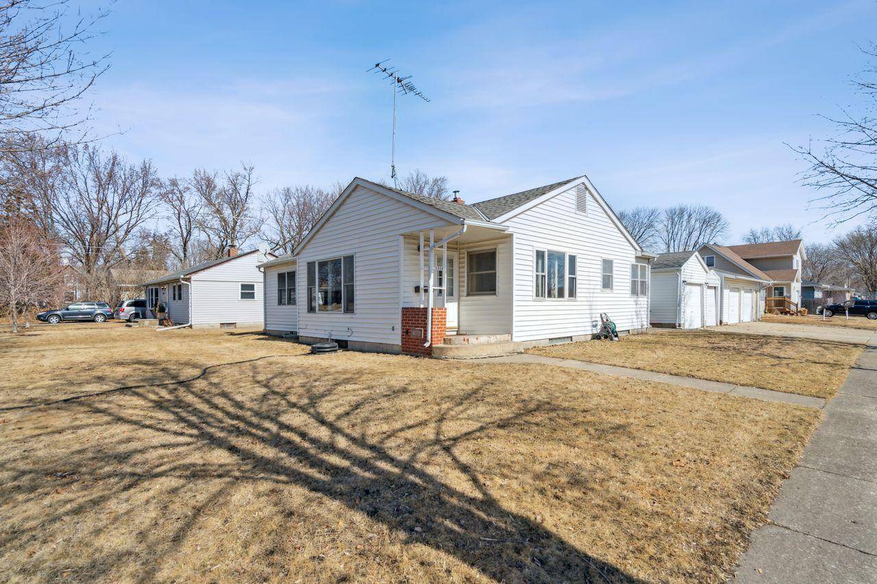 Glencoe, MN 55336,1509 14th ST E