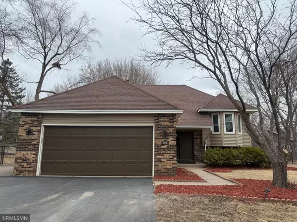 908 W 158th ST, Burnsville, MN 55306