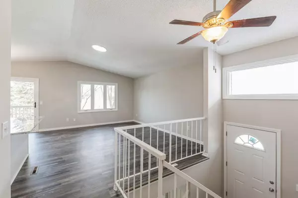 Inver Grove Heights, MN 55076,2584 76th ST E