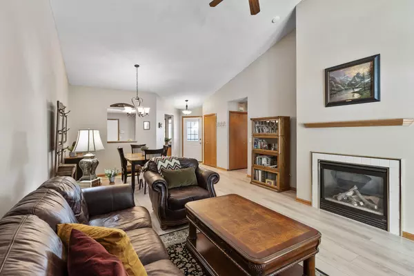 Savage, MN 55378,13124 Falcons WAY
