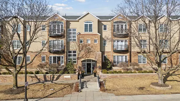 5000 Halifax AVE S #101,  Edina,  MN 55424