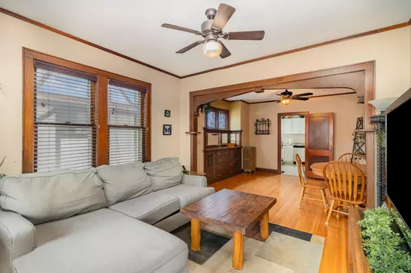 Hamburg, MN 55339,430 Louisa ST