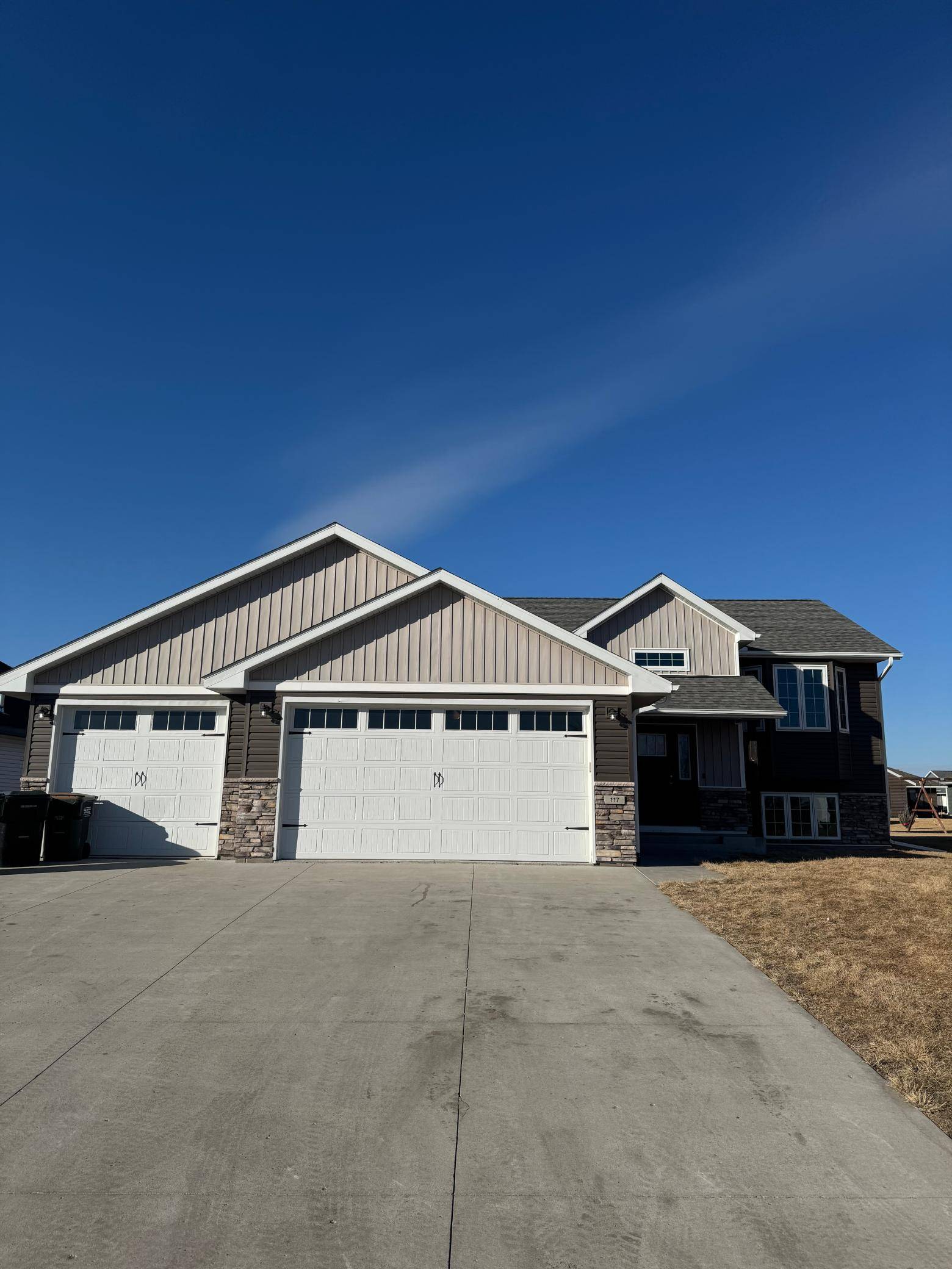 117 Eau Claire AVE SE, Hutchinson, MN 55350