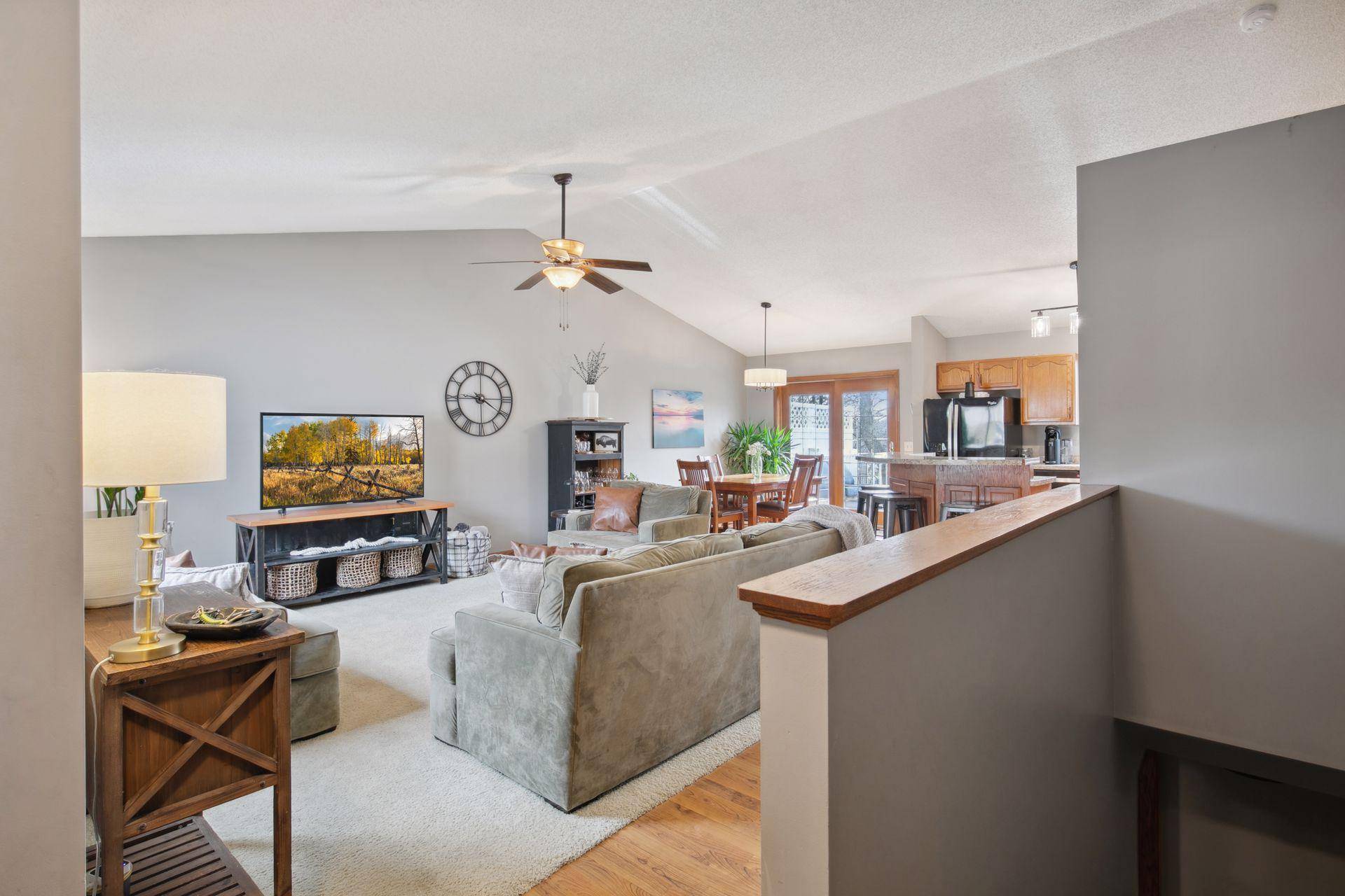 Burnsville, MN 55337,13611 Parkwood DR