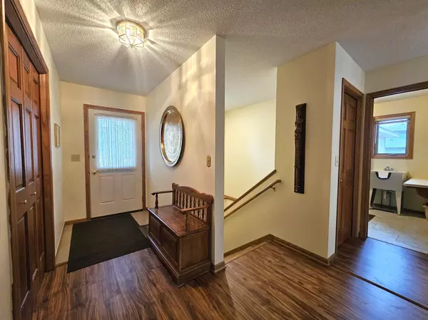 Sartell, MN 56377,322 21st ST N