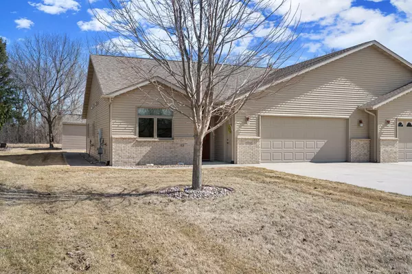1716 Crystal DR, Albert Lea, MN 56007