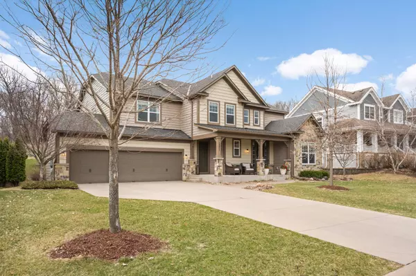 Woodbury, MN 55129,1571 Deephaven DR