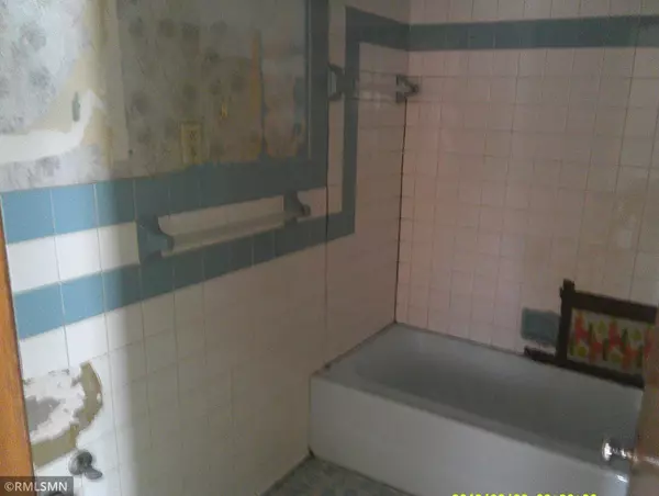 Crystal, MN 55427,8215 32nd PL N