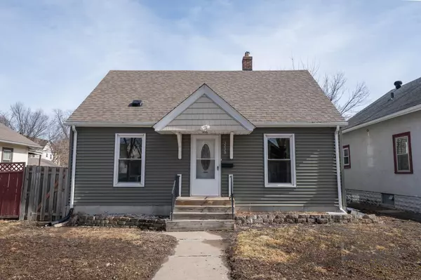 3238 Irving AVE N, Minneapolis, MN 55412