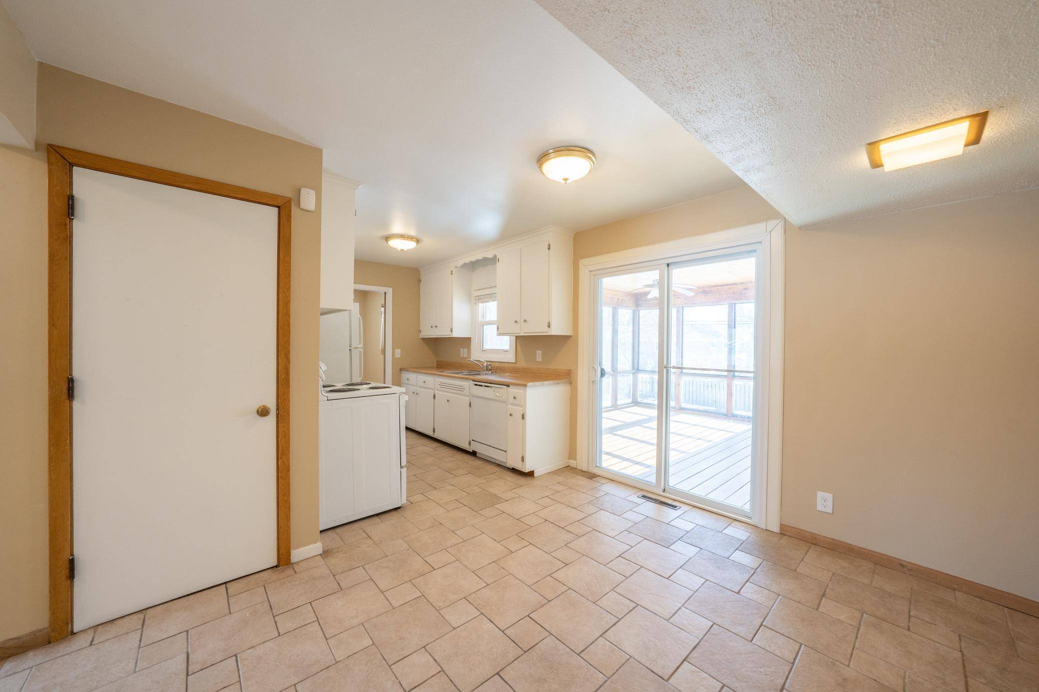 Brooklyn Center, MN 55429,5901 Pearson DR