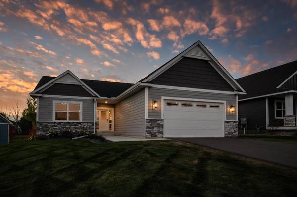 20105 Glenbrook PATH, Lakeville, MN 55044