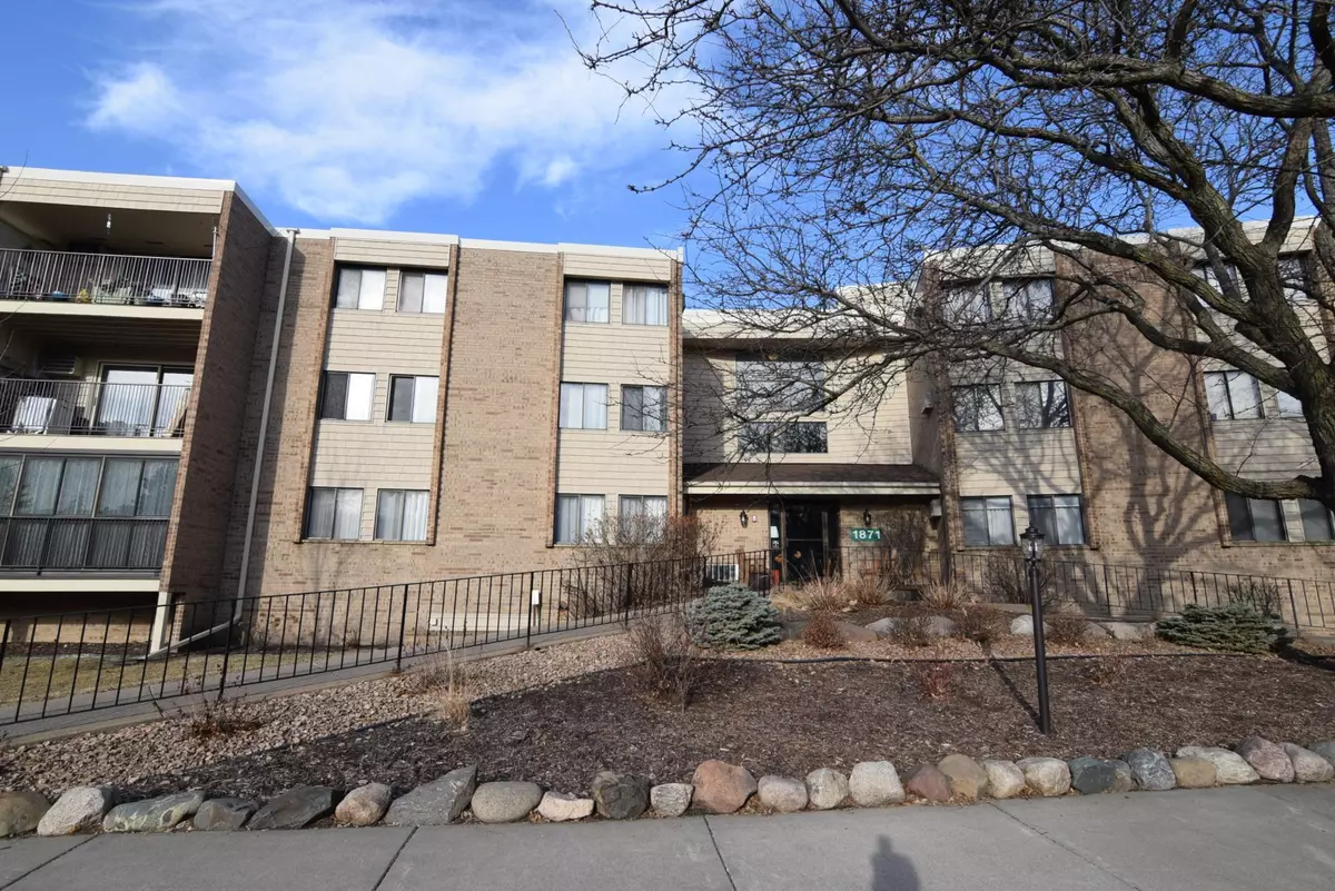Eagan, MN 55122,1871 Silver Bell RD #312