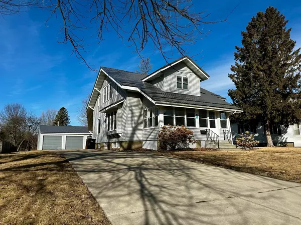 300 N Hudson AVE, Spring Valley, MN 55975