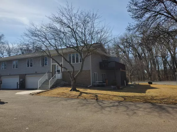 Chaska, MN 55318,513 Ravoux RD