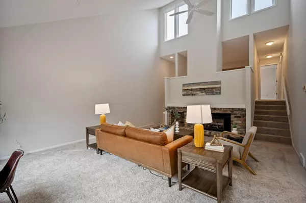 Edina, MN 55436,5721 Duncan LN
