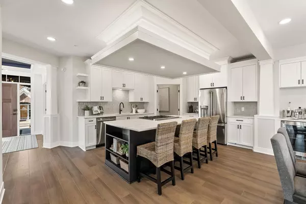 Woodbury, MN 55129,10814 Falling Water LN #D