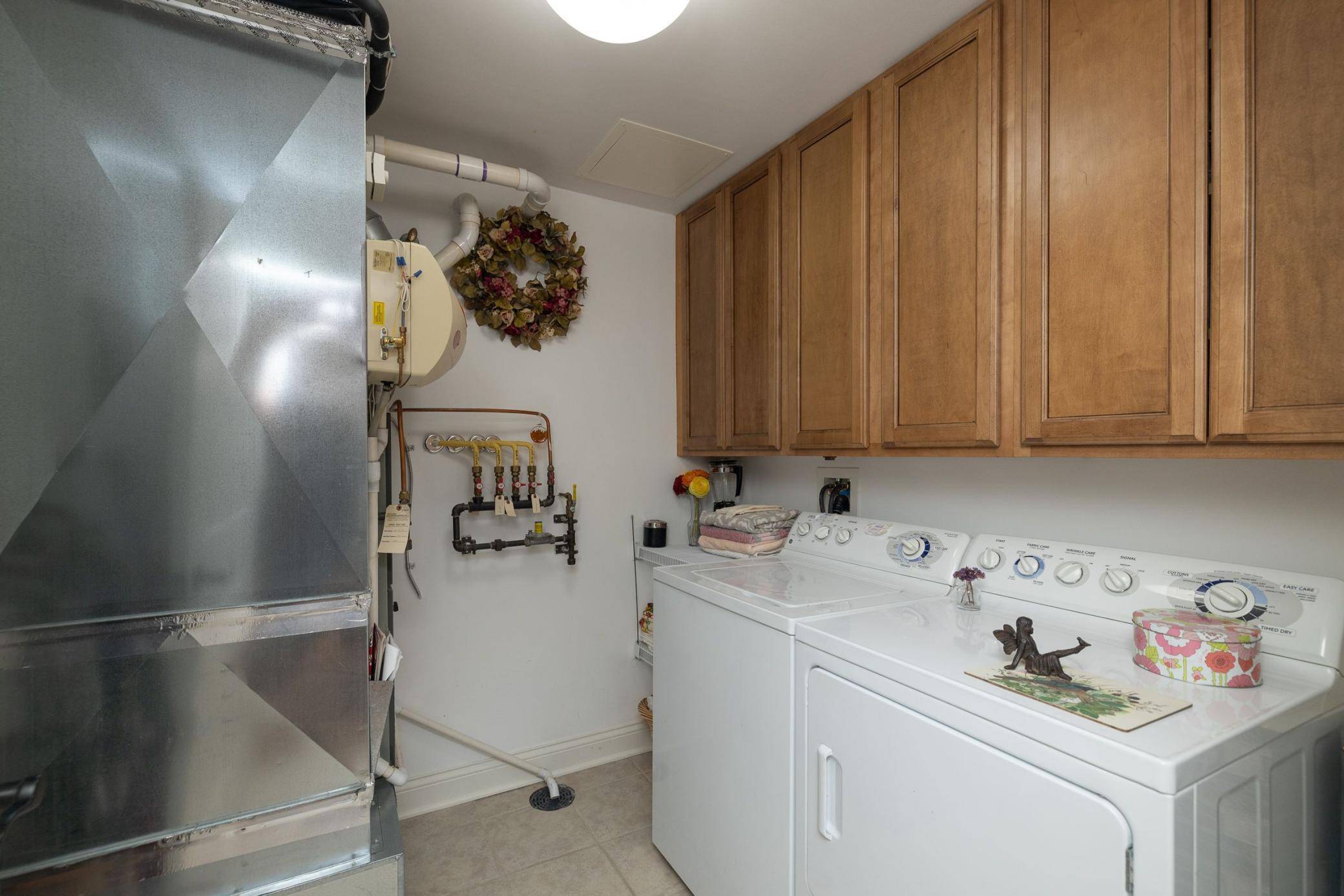 Mendota Heights, MN 55118,1320 Riverside LN #200