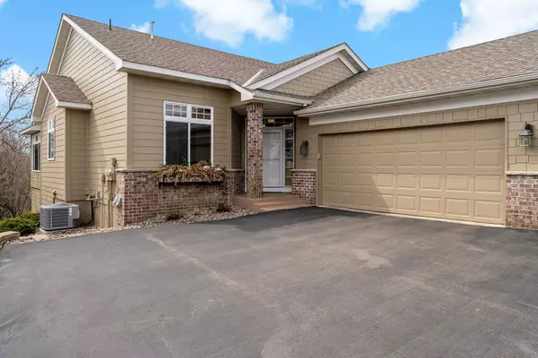 Prior Lake, MN 55372,15304 Jeffers PASS NW