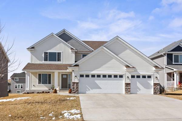 15617 Fairchild WAY, Apple Valley, MN 55124