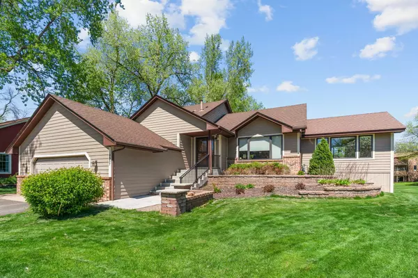 8937 Montegue TER, Brooklyn Park, MN 55443