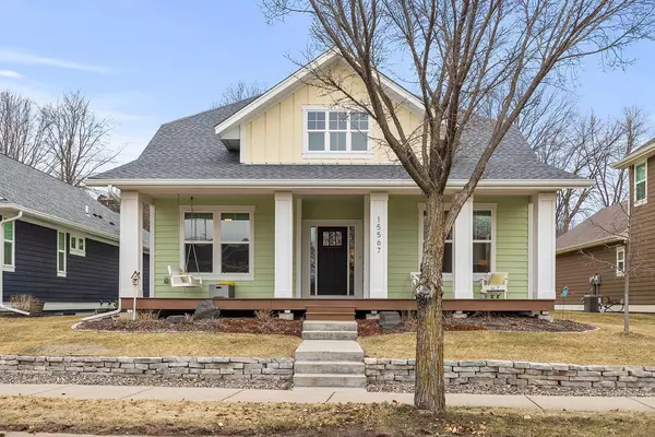 15567 Duck Trail LN, Apple Valley, MN 55124