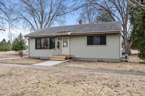 2342 30th AVE,  East Farmington,  WI 54020