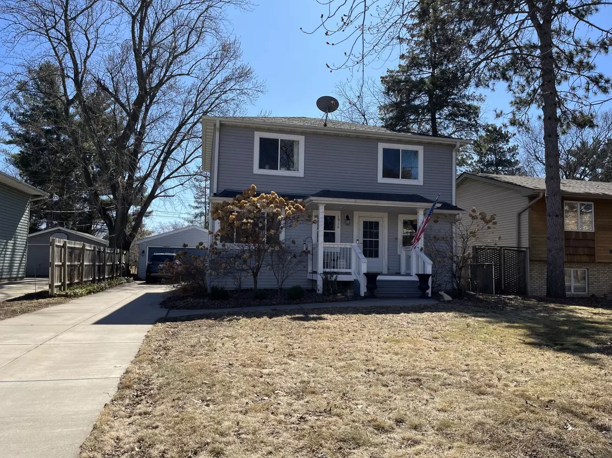 White Bear Lake, MN 55110,1910 Florence ST