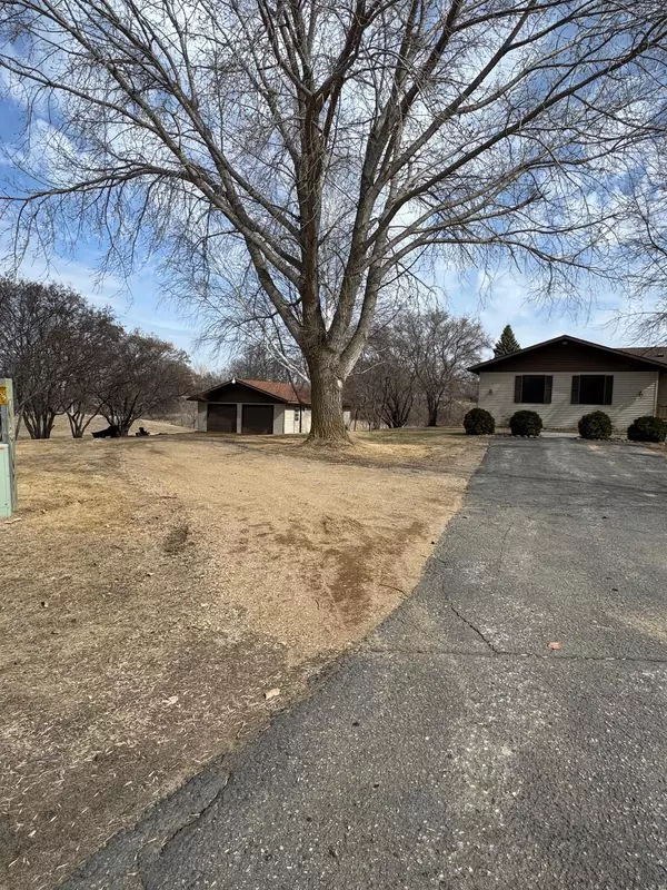 Pelican Twp, MN 56572,41932 Bur Oak Hills RD