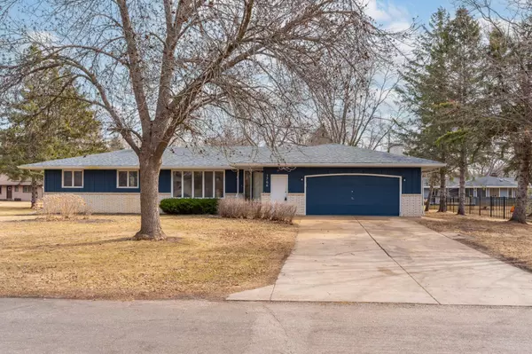 1766 Poppy RD, Saint Cloud, MN 56303