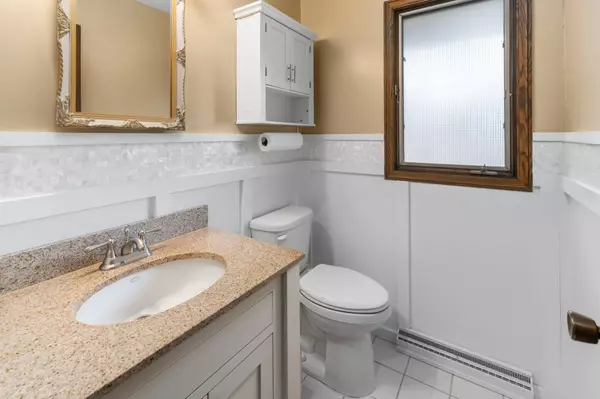 Saint Cloud, MN 56303,1766 Poppy RD