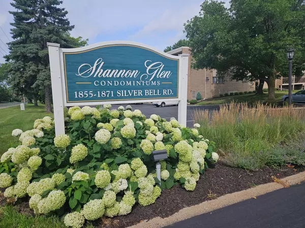 1855 Silver Bell RD #314, Eagan, MN 55122