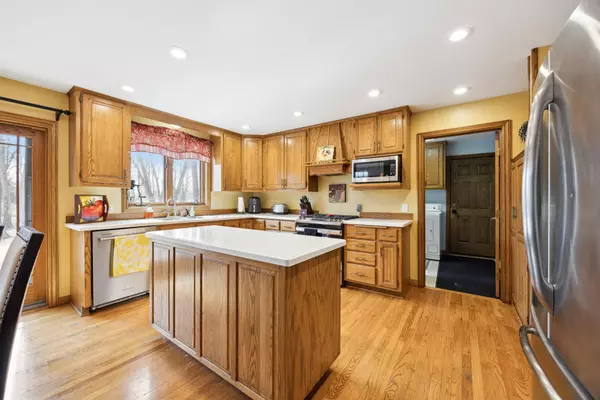 Blaine, MN 55449,3374 Rodeo DR NE
