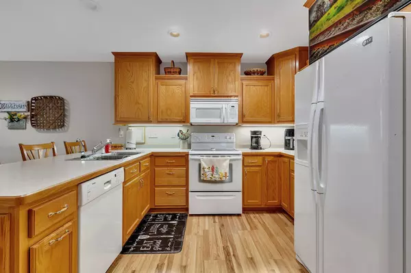 Monticello, MN 55362,605 Vine LN