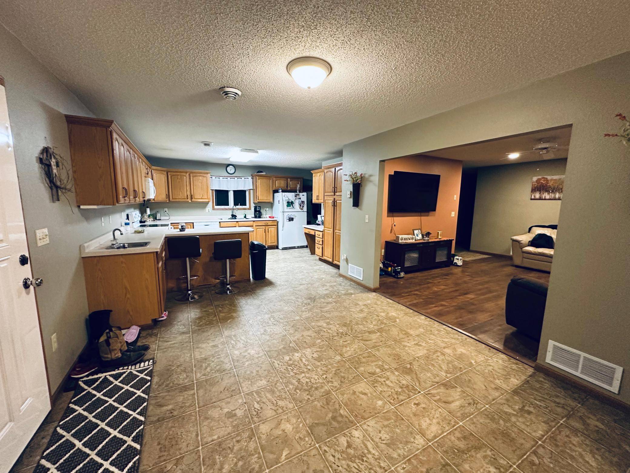Karlstad, MN 56732,110 Spangrud ST
