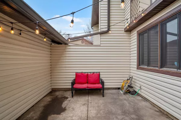 Burnsville, MN 55337,13725 Heather Hills DR