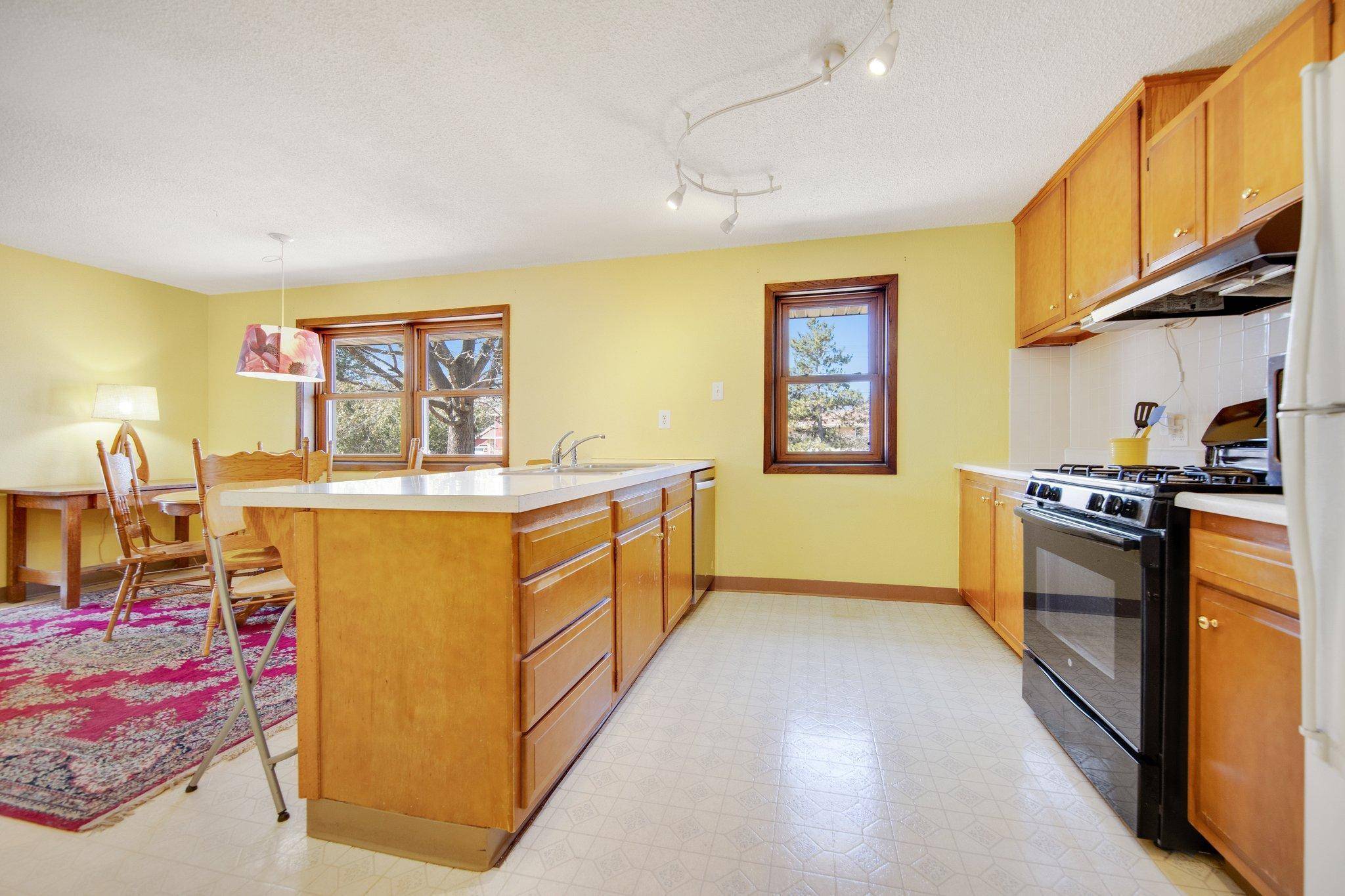 Lino Lakes, MN 55014,6230 Laurene AVE