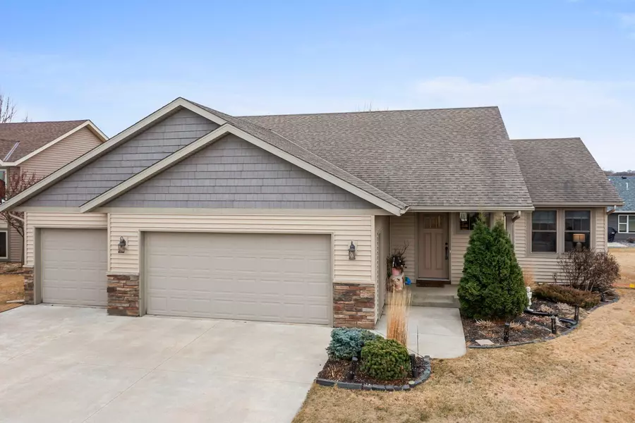 1388 Robert Creek Curve, Belle Plaine, MN 56011