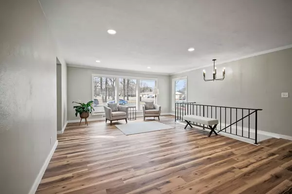 Owatonna, MN 55060,706 Havana RD