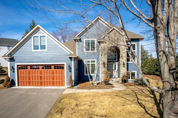Mendota Heights, MN 55118,577 High Ridge CIR
