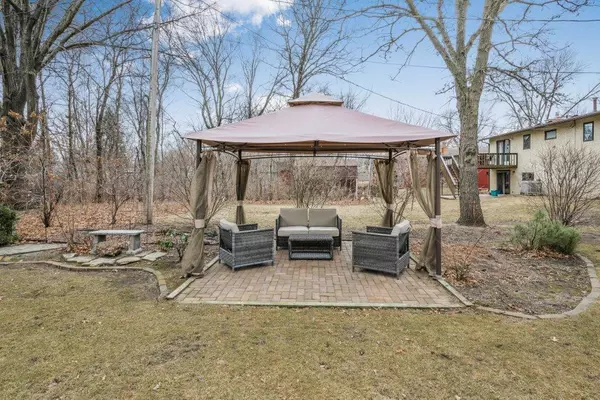 Mounds View, MN 55112,8325 Fairchild AVE