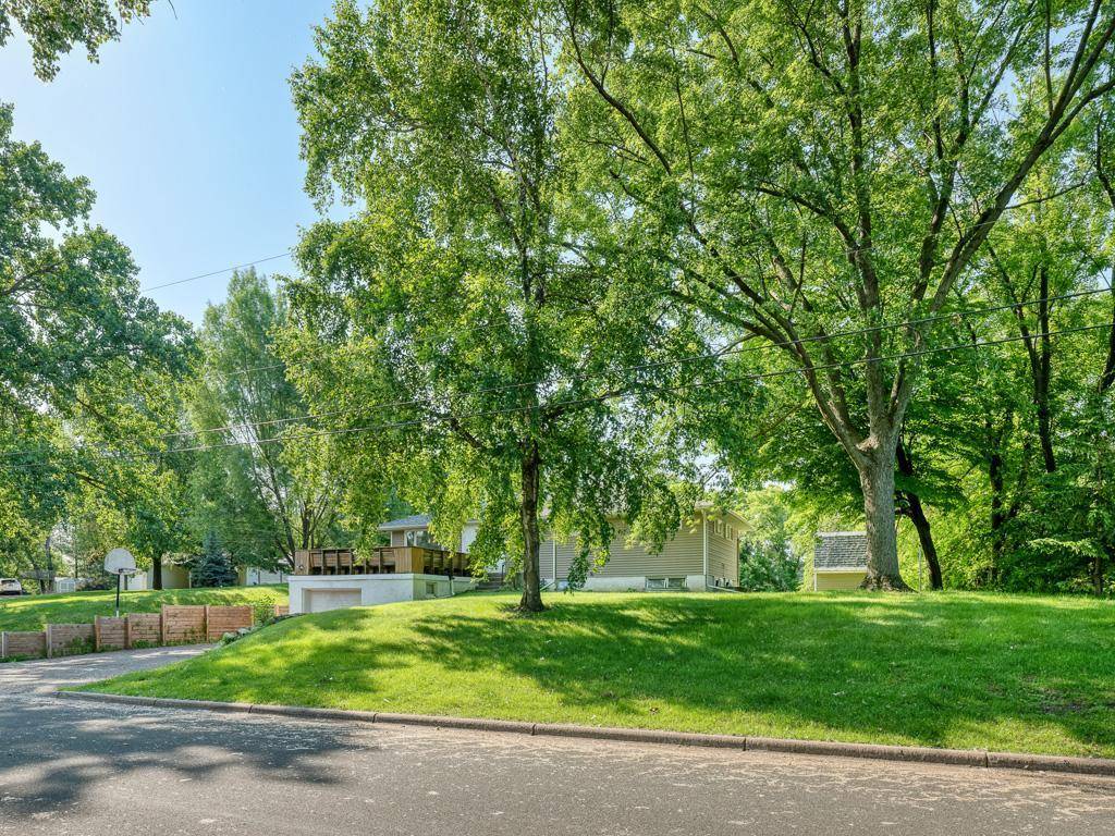 Mendota Heights, MN 55118,620 Callahan PL