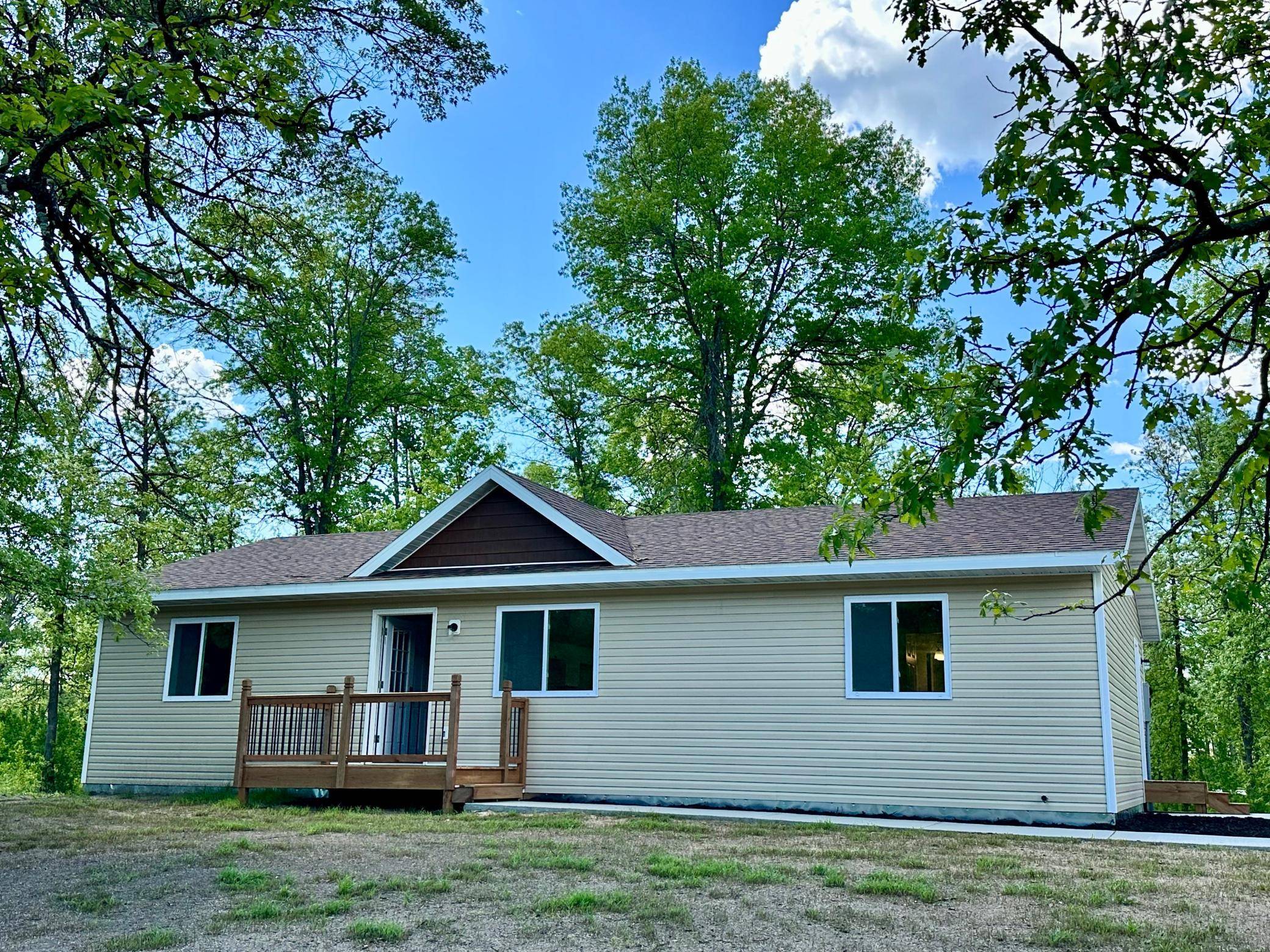 33916 Twin Oaks Loop, Motley, MN 56466