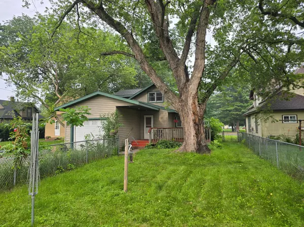 Onamia, MN 56359,203 Pine ST N