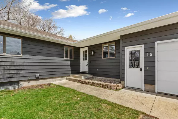 Mankato, MN 56001,15 Cora CT