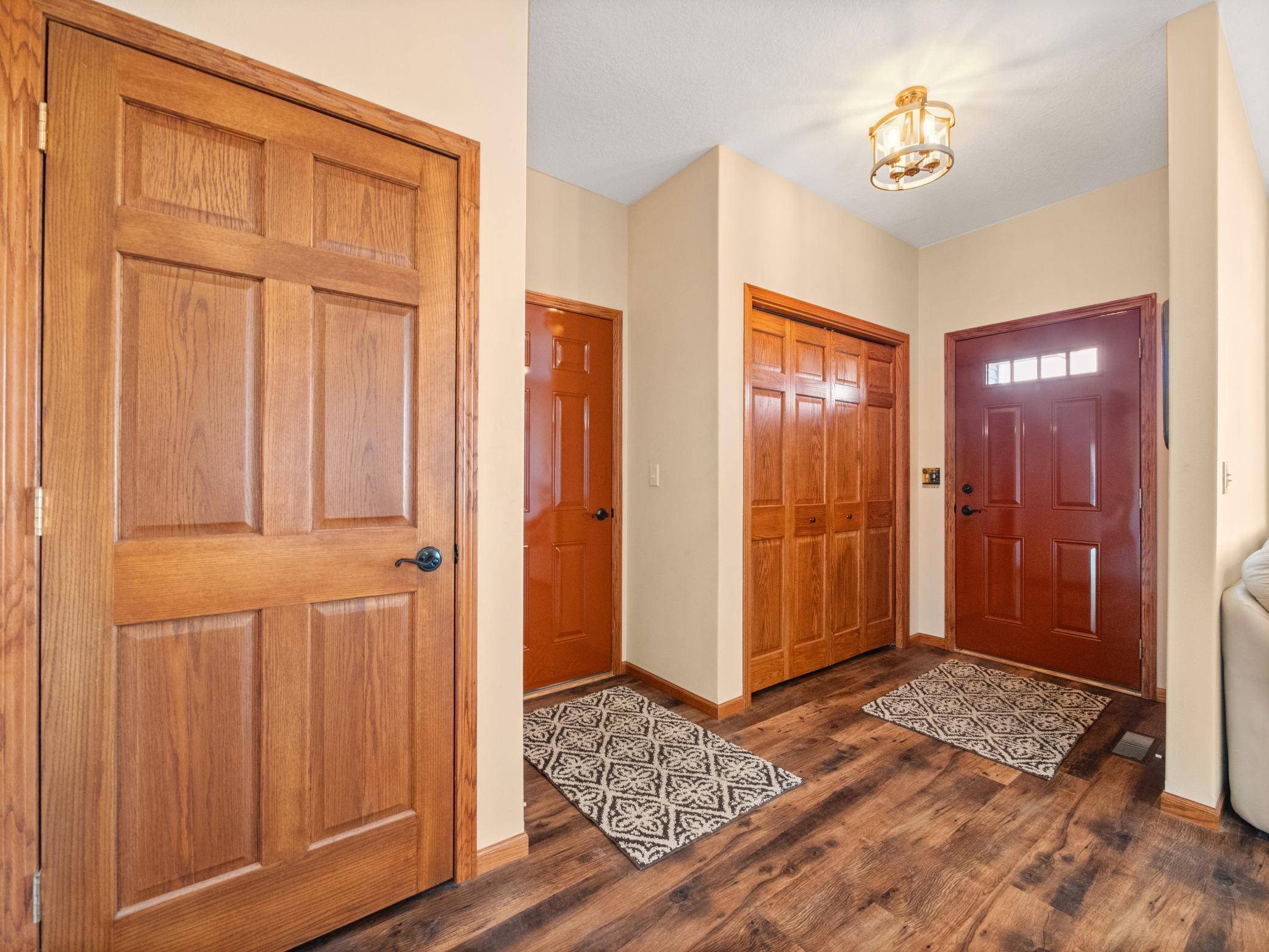 Alexandria, MN 56308,214 Rodeo RD