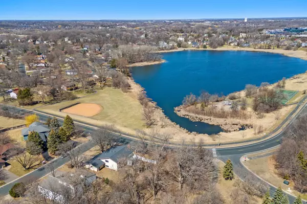 Maple Grove, MN 55311,7670 Lanewood LN N
